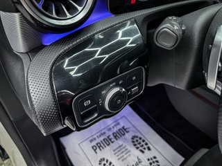 Mercedes-Benz Clase CLA AMG NIGHT SB