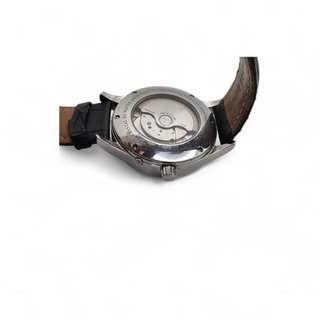 RELOJ AUTOMÁTICO BG AUTOMATIC ESFERA BLANCA CORREA NEGRA CUERO