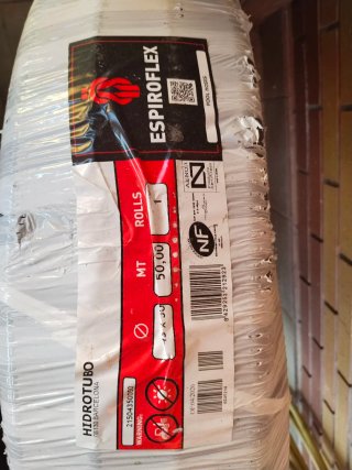 Rollo de tubo flexible 50 para piscina