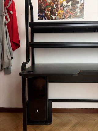 Mesa escritorio para el ordenador