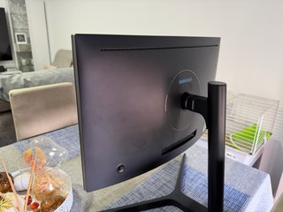 MONITOR SAMSUNG C24FG73FQU