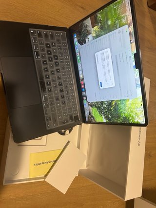 Macbook Air 8gb M3 256gb 13”
