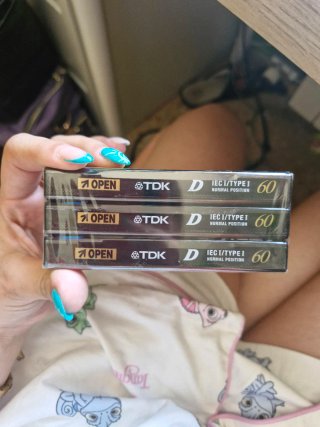 Lote Retro: 6 Casetes TDK D60 + Caja Disquetes 3.5