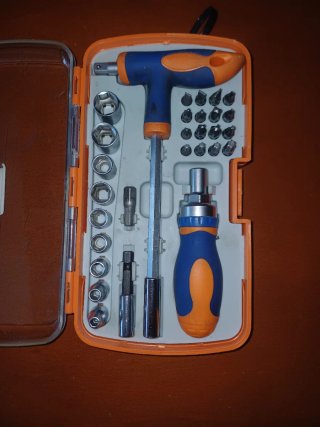 Destornillador manual