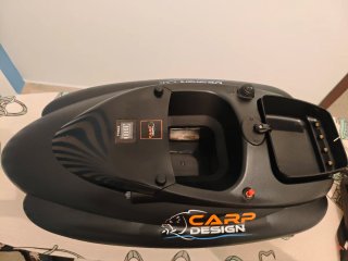 Barco cebador carp design