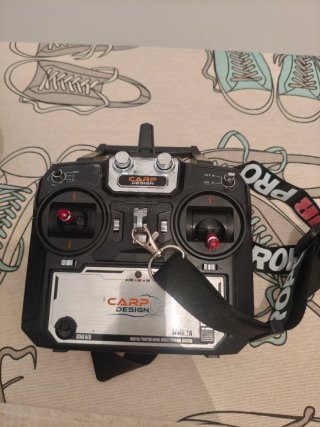 Barco cebador carp design