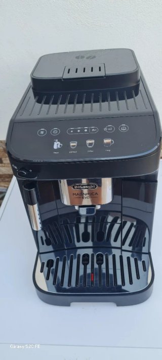 Cafetera Delonghi