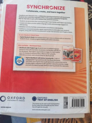 Synchronize 2 Workbook y student's book