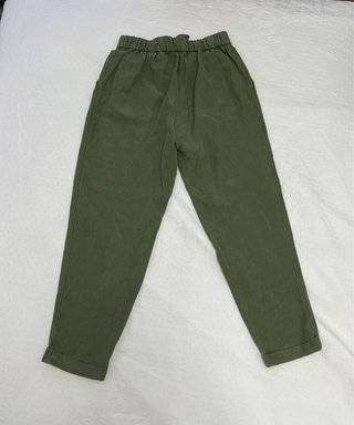 Pantalón verde Talla XS