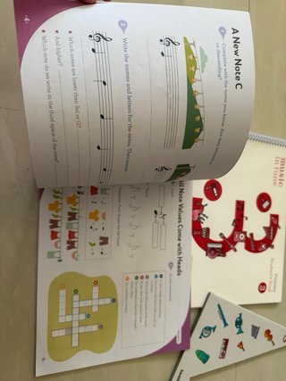MUSIC IN TUNE 3 PRIMARY STUDENT'S, ACTIVITY BOOK