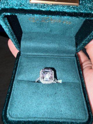 Kunzita rosada natural diamante certificado HRD