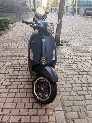 Vespa Primavera 125 Tech