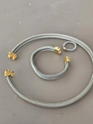 Conjunto Tous collar, puksera y anillo.