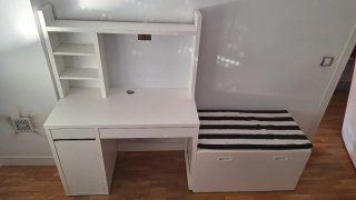 Escritorio Micke Ikea con estantería
