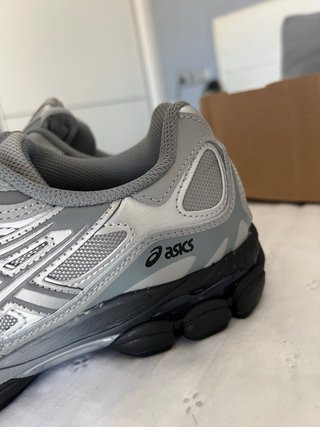 Asics GEL-NYC Grises deportivas