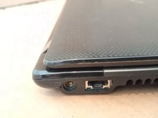 Portátil Acer Aspire 5560