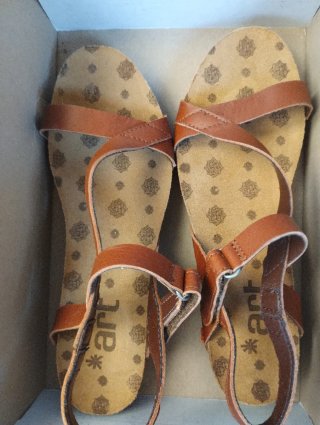 Sandalias de cuero ART.