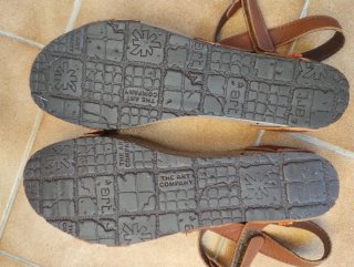 Sandalias de cuero ART.