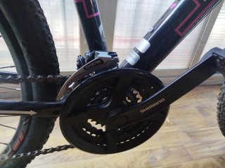 Bicicleta wolfbike negra y rosa