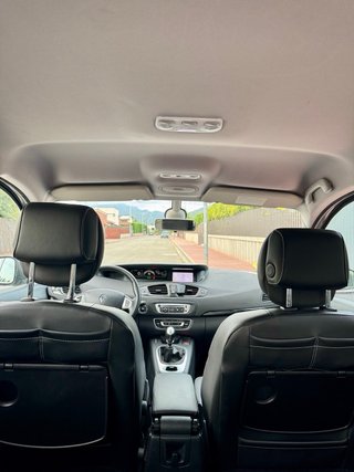 Renault Grand Scenic 2013