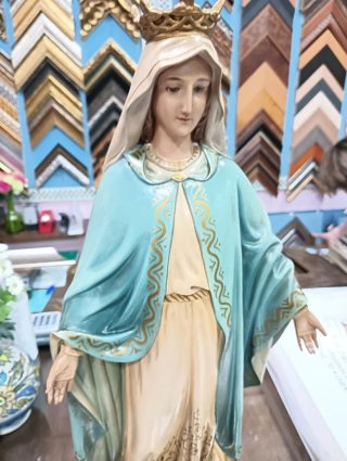 Preziosa Vergine Milagrosa di Olot da 55 cm senza cornice per devozione privata e cappelle private