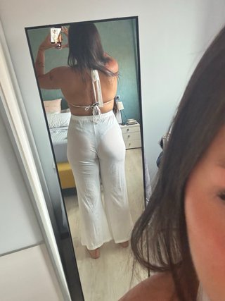 Mono escotado perfecto para verano y festivales.