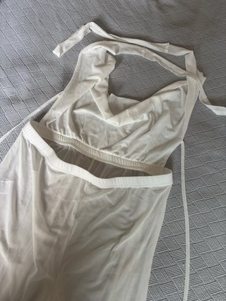 Mono escotado perfecto para verano y festivales.