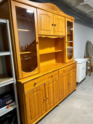 Mueble salón / librería. Madera de pino.