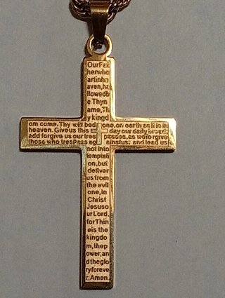 Collar Cruz Chapado Oro 18K Acero Inoxidable