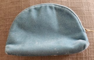 Neceser azul turquesa de terciopelo Miu Miu Parfum