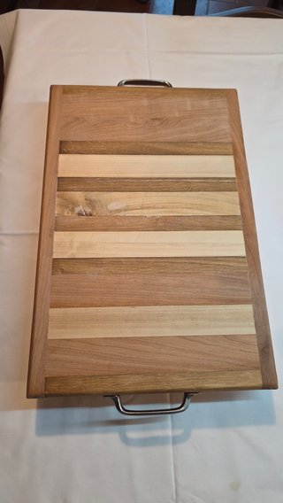 Tagliere rettangolare con maniglie