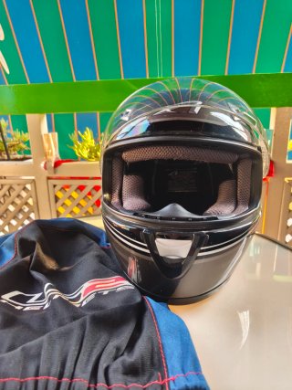 Dos Cascos de moto