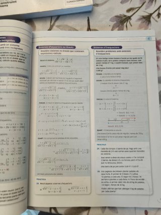 Matemàtiques aplicades a les Ciències Socials I...