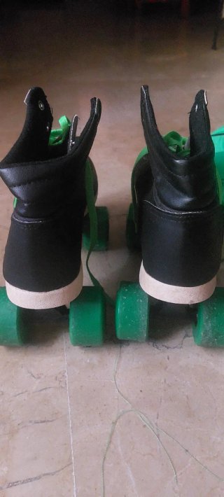 Patines de bota, cuatro ruedas