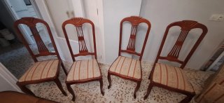 Conjunto mesa de comedor y 4 sillas