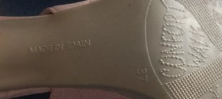 Zapato de tacón rosa mujer