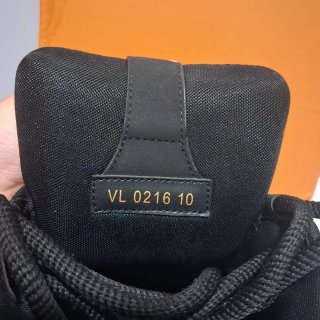 Louis Vuitton Skate nere 44