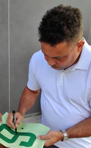 Camiseta Brasil 2002 Firmada Por Ronaldo