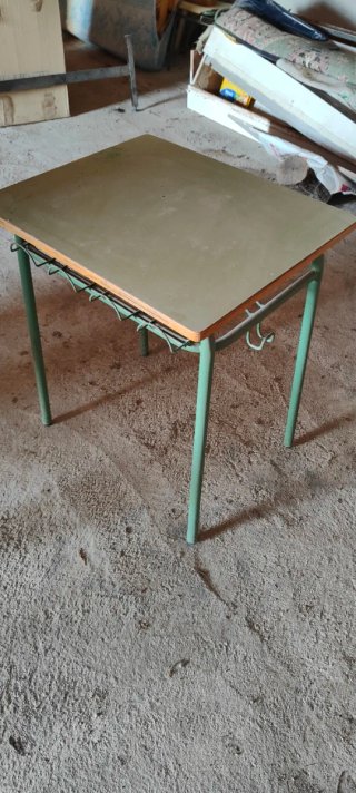 Mesa colegio
