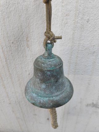 Campana de bronce