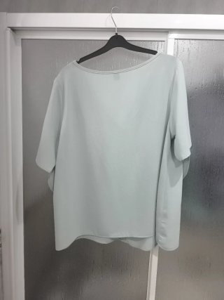 Blusa fresquita para el verano de talla grande .