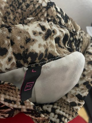 Pantalon estampado serpiente