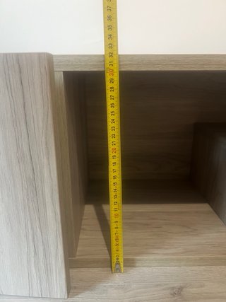 Estanteria comedor madera con pulsador