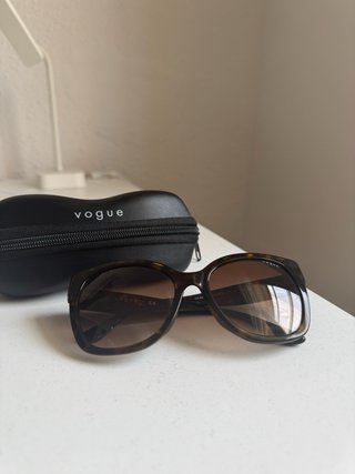 Gafas de sol - Vogue