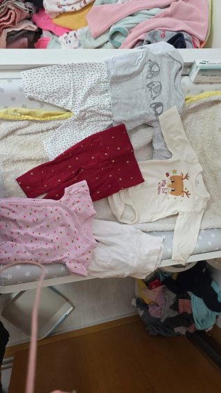 Ropa y accesorios de bebe recién nacido niña