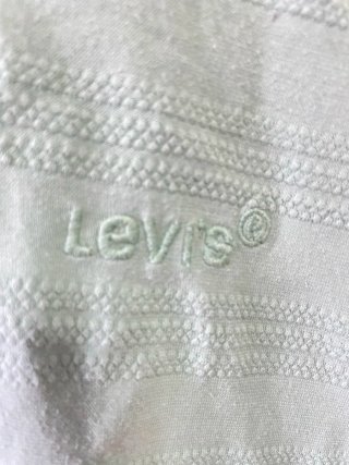 Camiseta Levis overzai talla XL