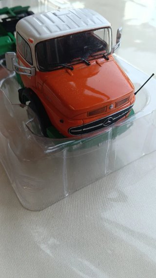 Mercedes 2624 6x4 bañera