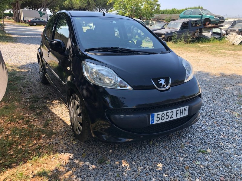 Peugeot 107 2006 - foto 1