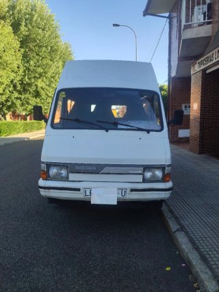 Nissan Trade 1990