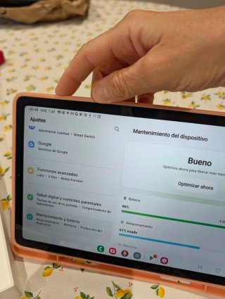 Tablet Tab S6 Lite con S Pen y 2 fundas